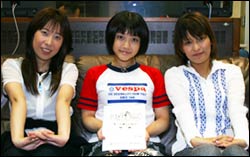 左より/瀧本富士子さん・清水愛さん・川澄綾子さん